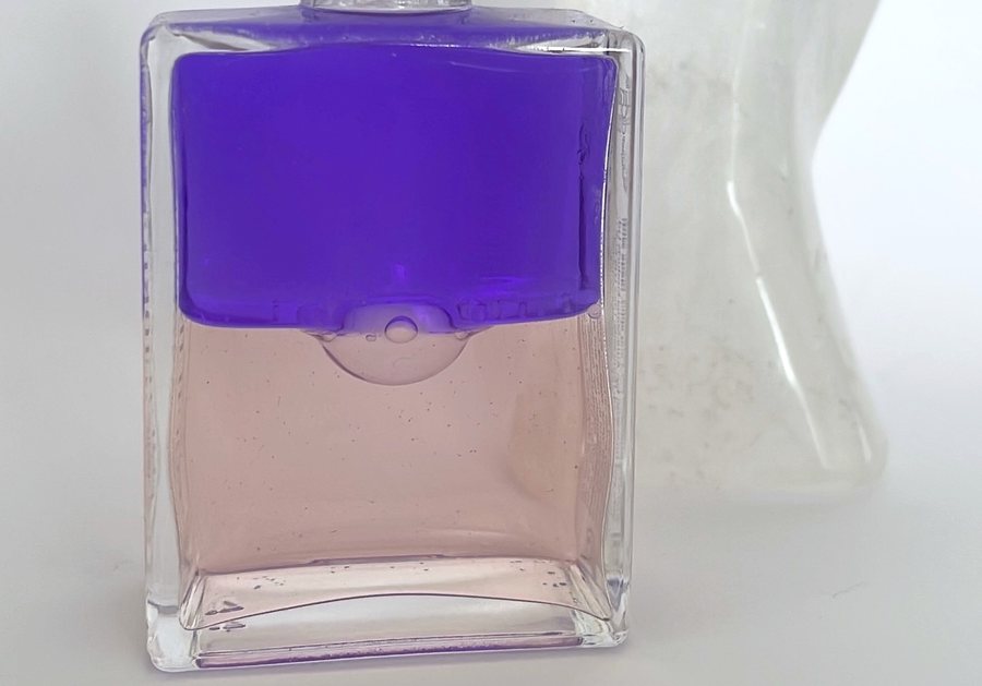 Equilibrium-Flasche in Hellgrün